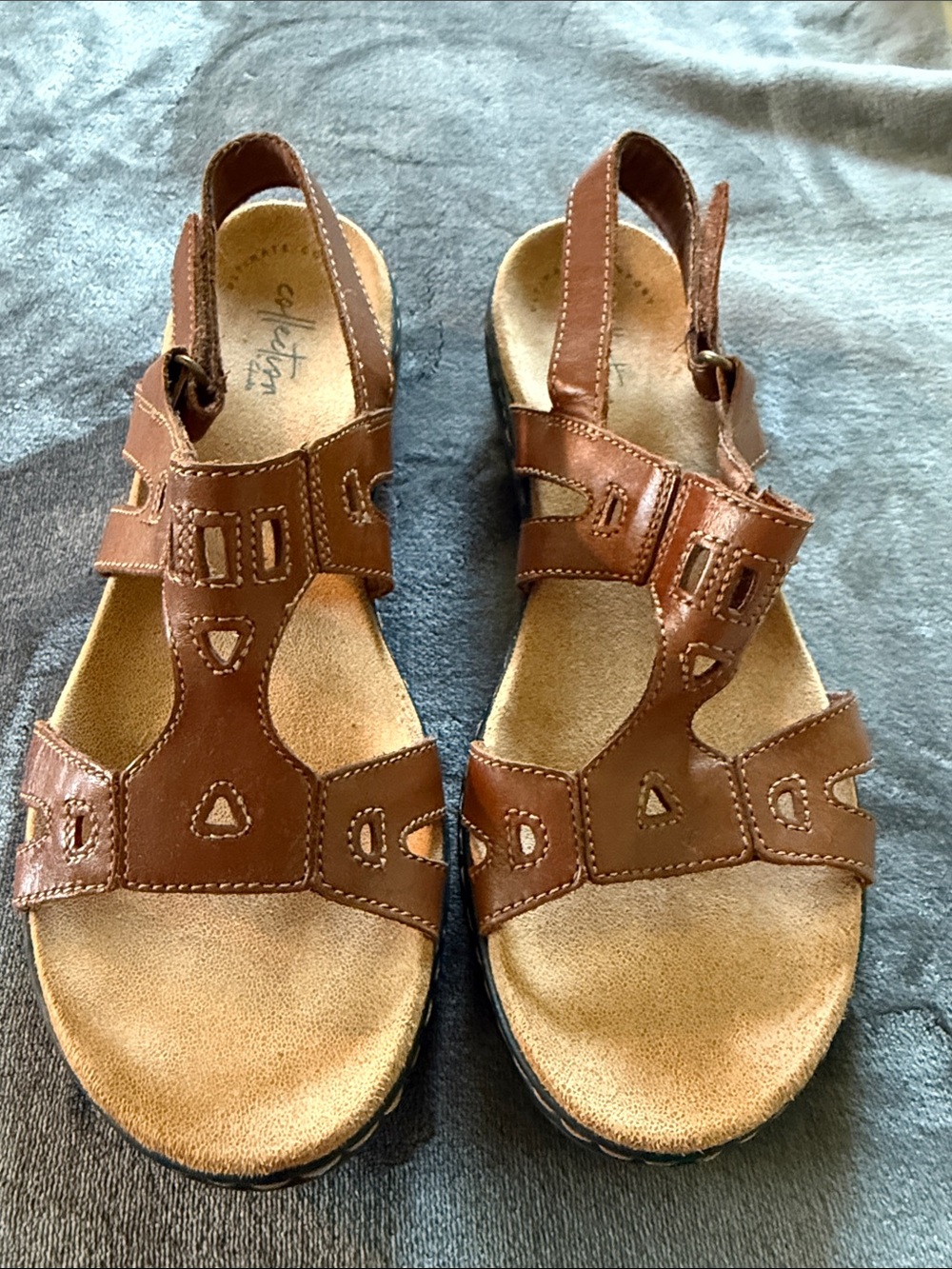 Clarks Women's Leisa Vine Dark Tan Leather Sz 8